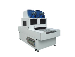 使用風(fēng)機(jī)冷卻UV燈管為什么要抽風(fēng)而不能吹風(fēng)？